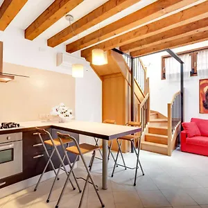 Apartment Little Canal 14, Venice