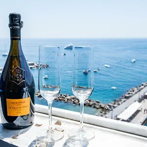 Picasso , Amalfi Italy
